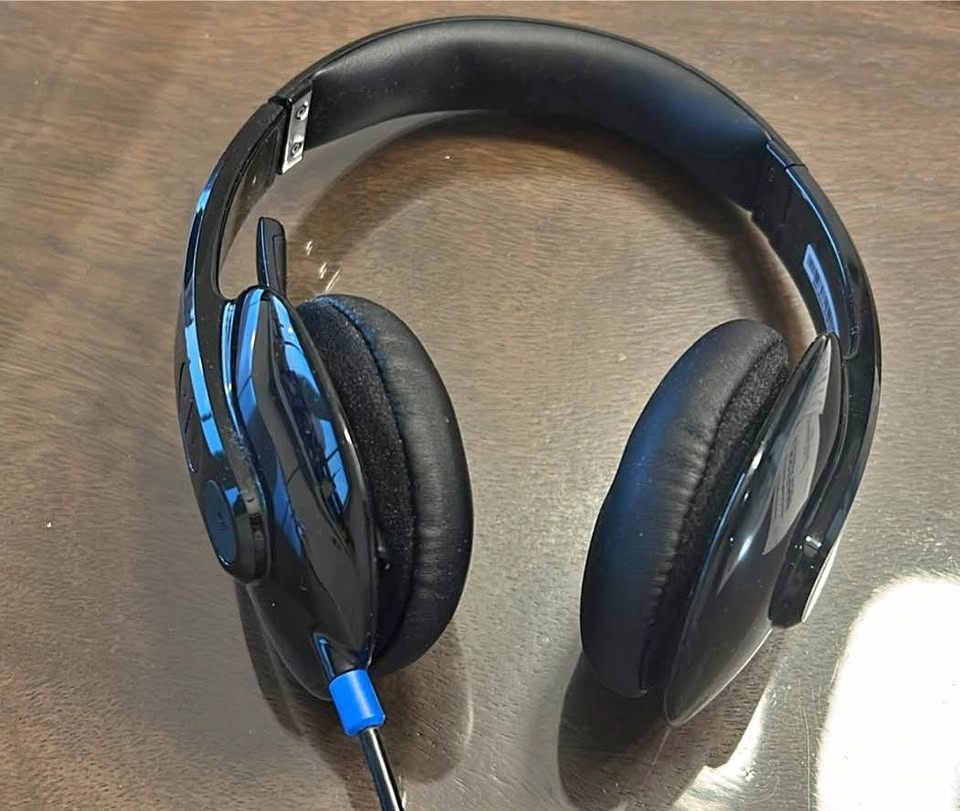 QUICK SALE – Logitech H540 USB Headset – $15