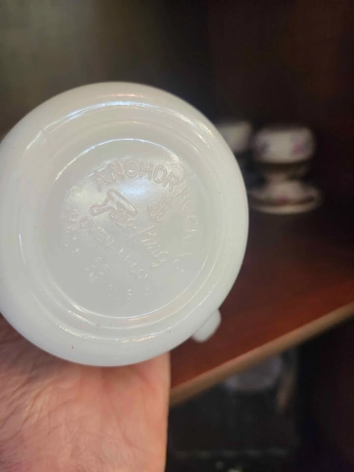 Fire King White Milk Glass Mugs - photo 3