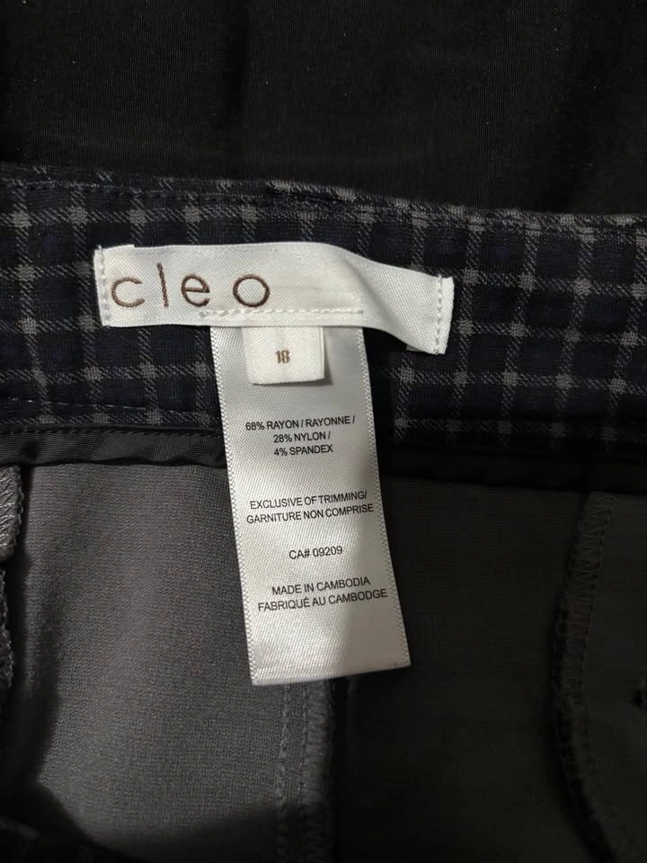 Women's Size 18 Plaid Dress Pants - photo 3