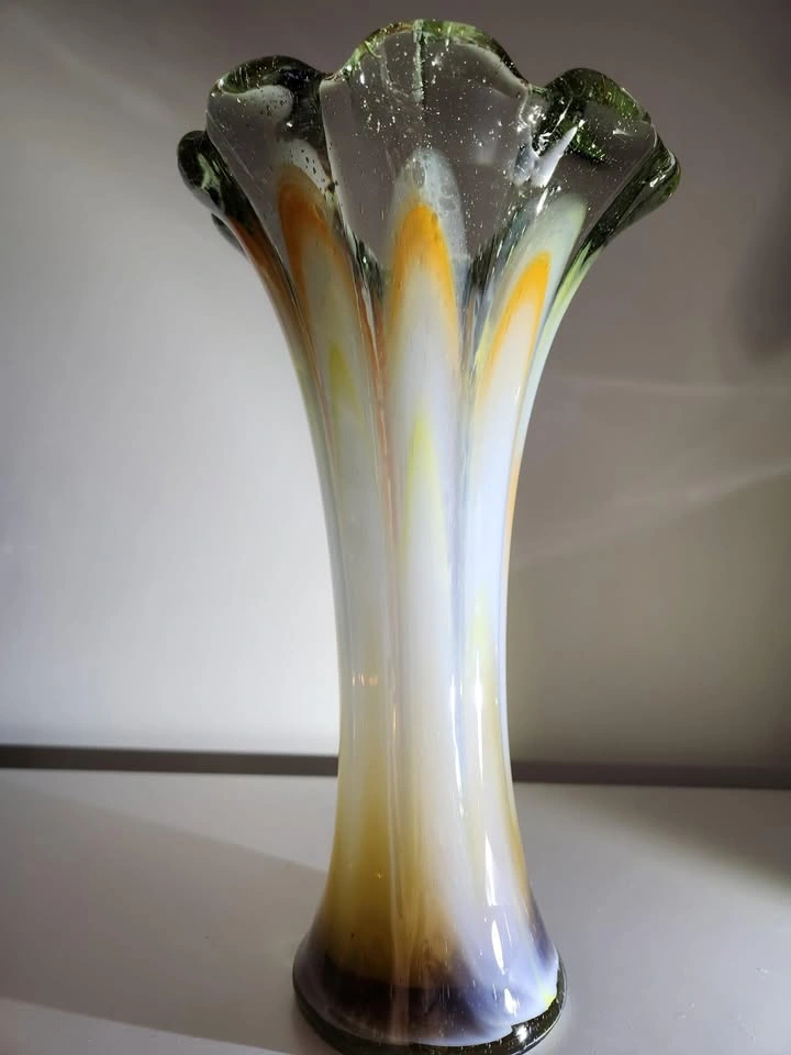 Vintage Mexican Handblown Vase - photo 2