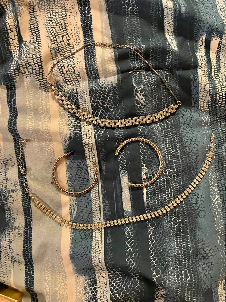 Beautiful Sterling Silver Necklace and Earring Set