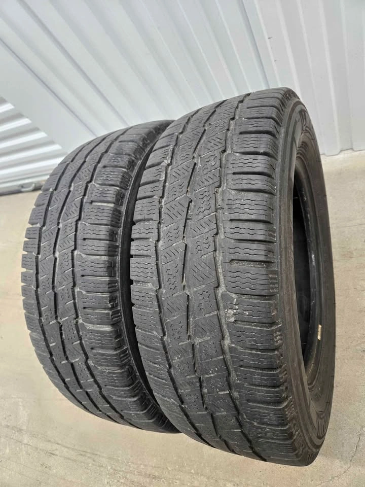 Michelin Agilis Tires 235/65R16C - photo 2