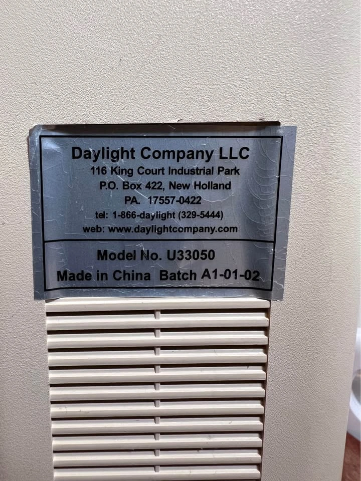 Vintage Daylight Company Compact Folding Lamp (Model U33050) - photo 3