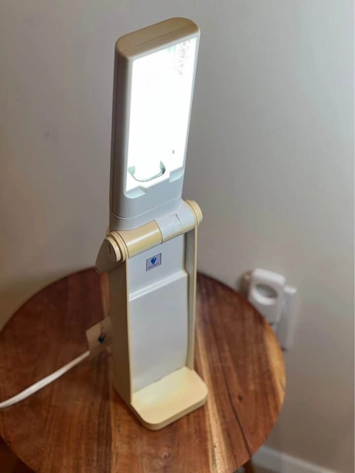 Vintage Daylight Company Compact Folding Lamp (Model U33050) - photo 5