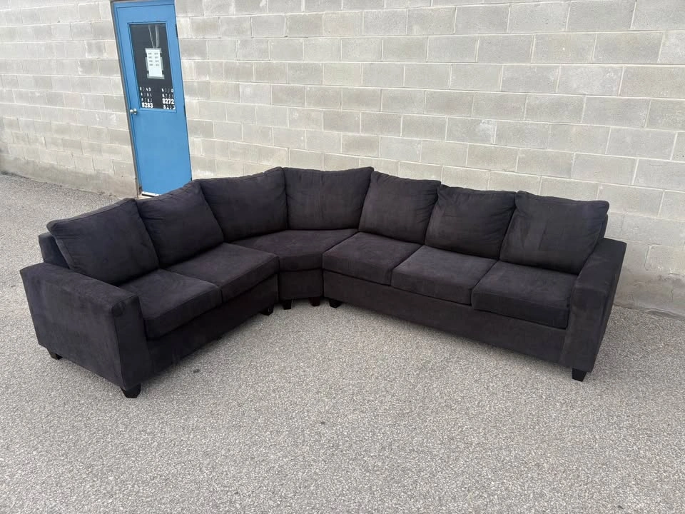 Charcoal Black Curved Sectional Sofa - Free Delivery - Excellent - photo 2