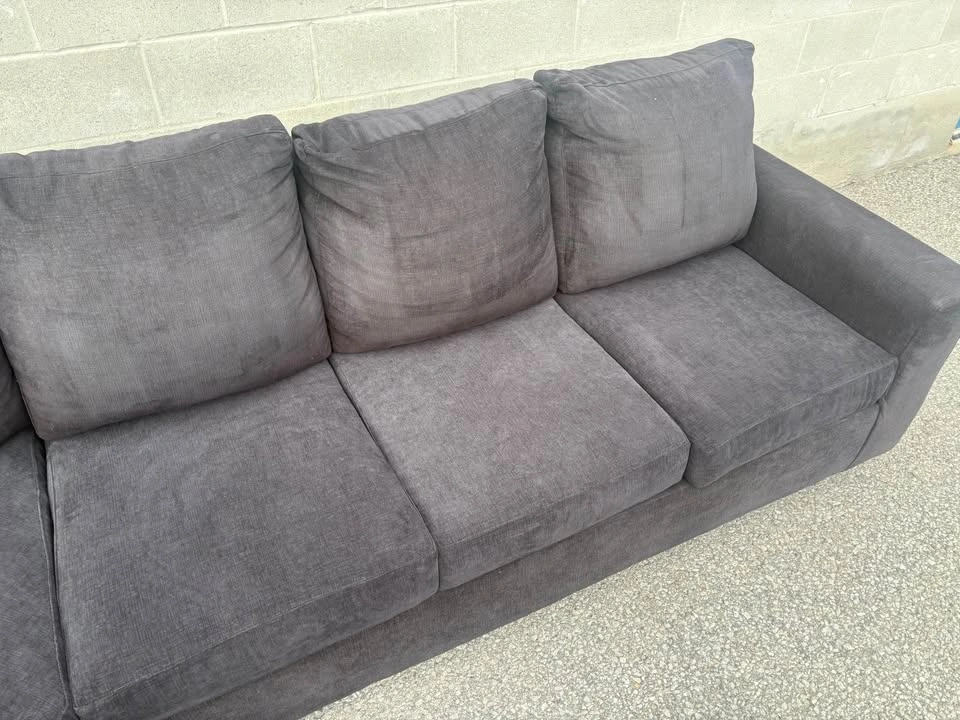 Charcoal Black Curved Sectional Sofa - Free Delivery - Excellent - photo 4