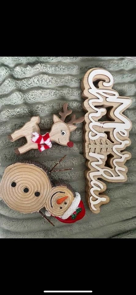 Christmas Tree with Ornaments and Decorations - photo 4