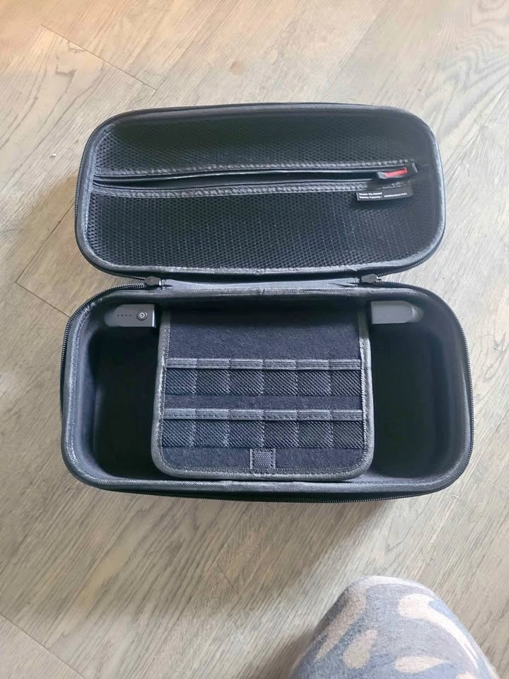 Charging Carrying Case