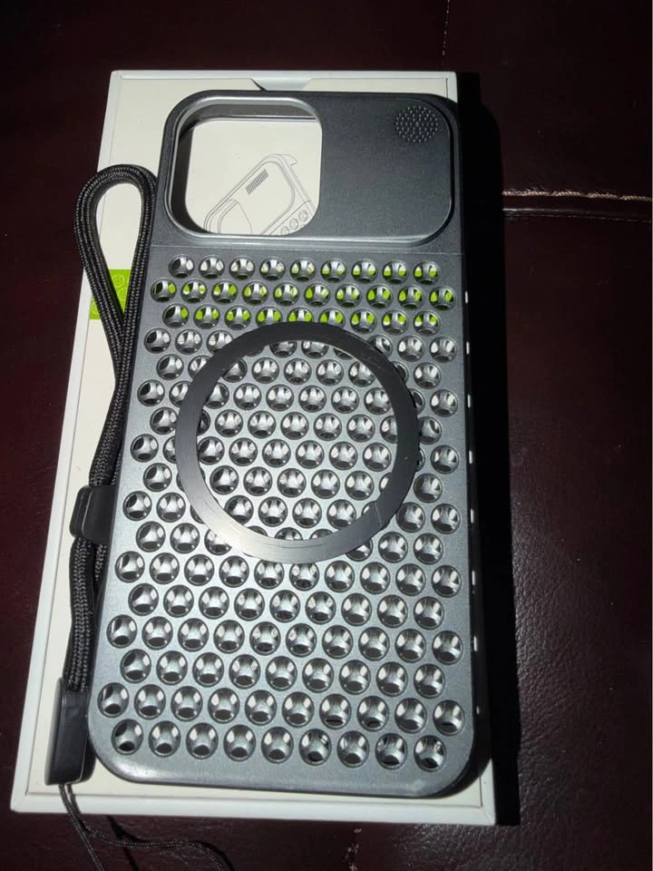 iPhone 14 Pro Max Accessories Lot - photo 4