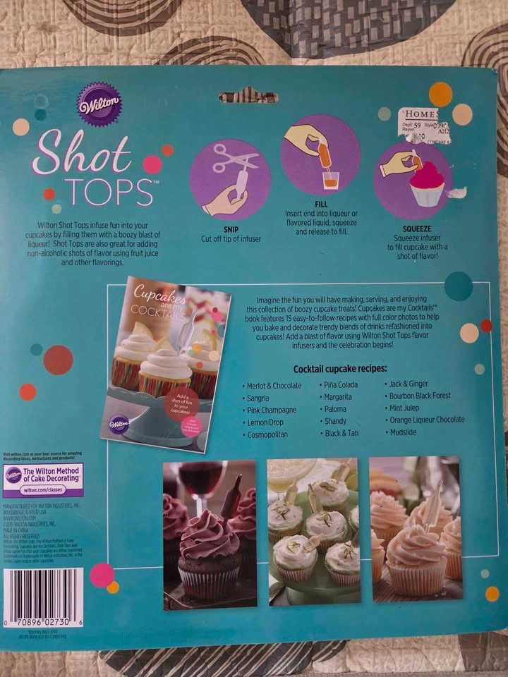 Recipe book & cupcake infuser set - photo 2