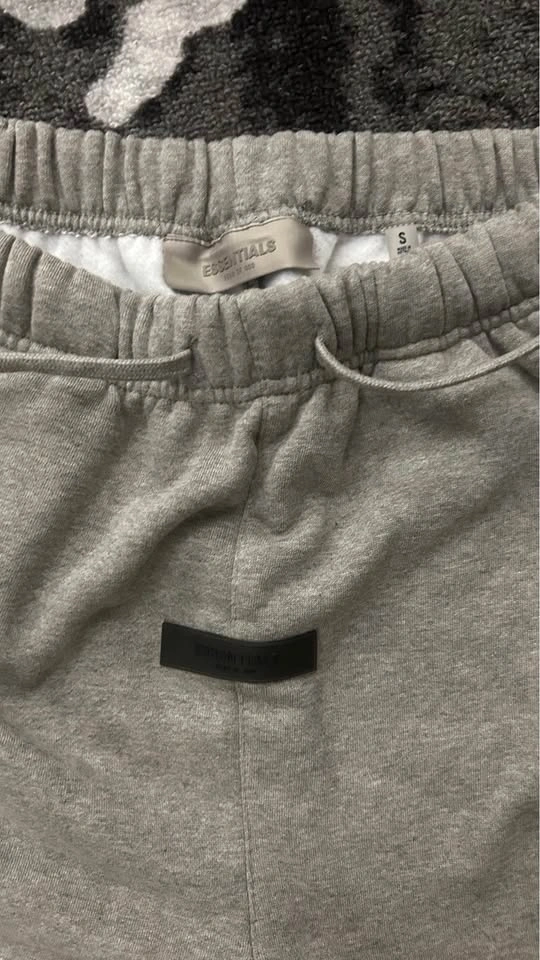 Essentials Shorts - Dark Oat - Size S - photo 2
