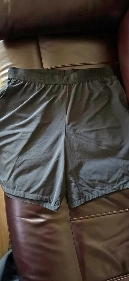Designer Swoosh Shorts Black Mens Size XL Used Like New