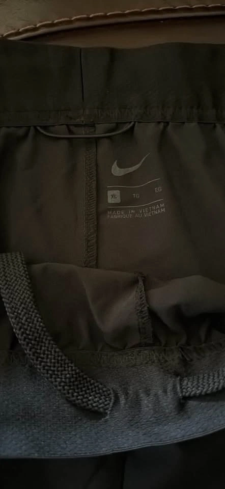 Designer Swoosh Shorts Black Mens Size XL Used Like New - photo 4