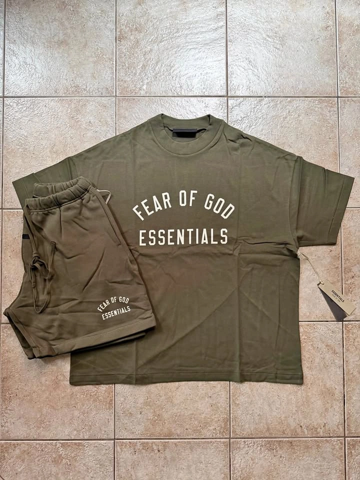 AUTHENTIC Essentials Fear Of God Military Green FW24 Summer Set