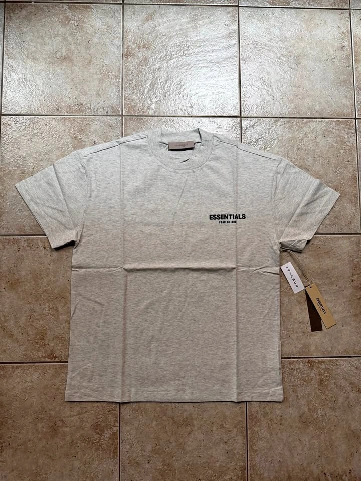 AUTHENTIC Essentials Fear of God T-Shirts SS22