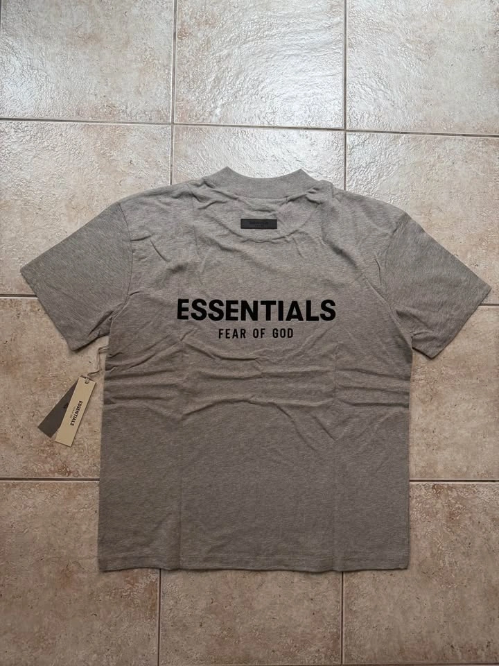 AUTHENTIC Essentials Fear of God T-Shirts SS22 - photo 4