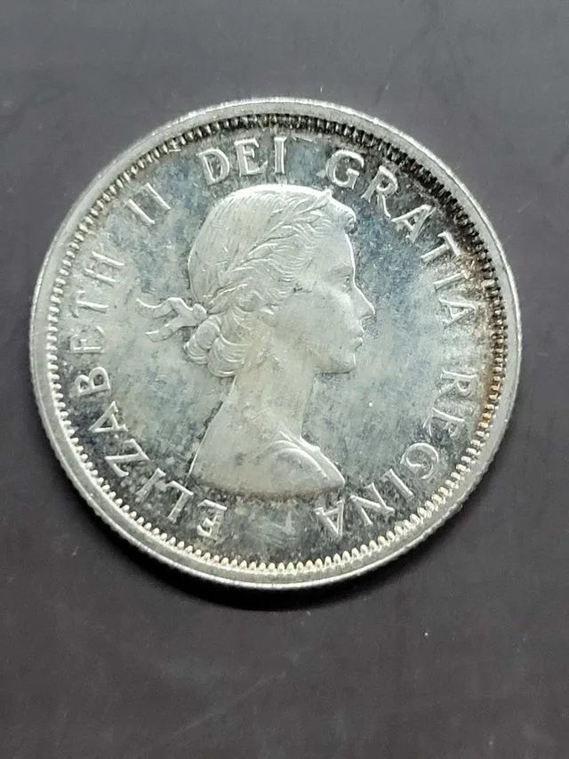 Silver 1963 Canadian Quarters - photo 2