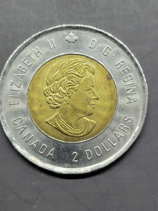 2015 Sir John A. Macdonald Toonie - photo 2