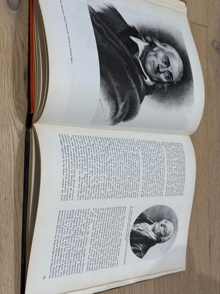Mozart Coffee Table Book - photo 3