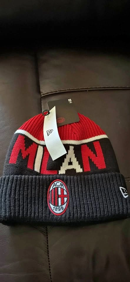 Knit Hat/Beanie Milan 1899 NWT