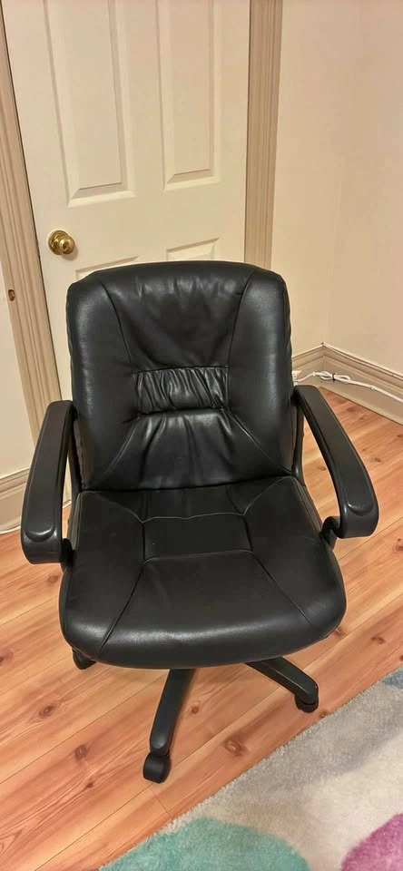 Desk chair.