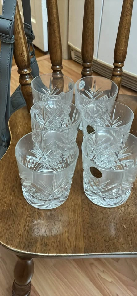 Vintage Crystal Decanter and 6 Glasses - photo 2