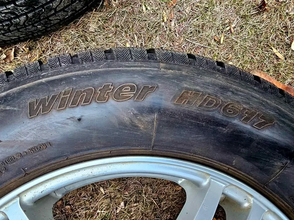 5 Haida 225/65R17 Winter Tires on Rims - photo 4