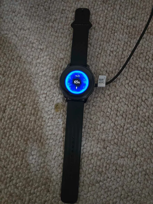 Smart watch OnePlus 9 image indicator(2)
