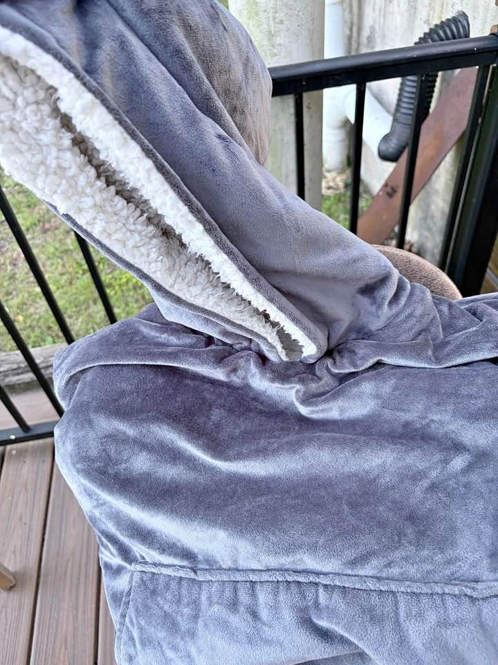His&Hers Sherpa Lined Hoodie Blanket