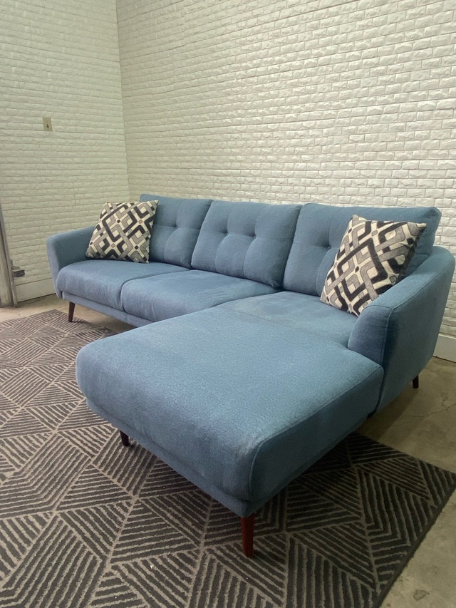 FREE DELIVERY Sectional - photo 5