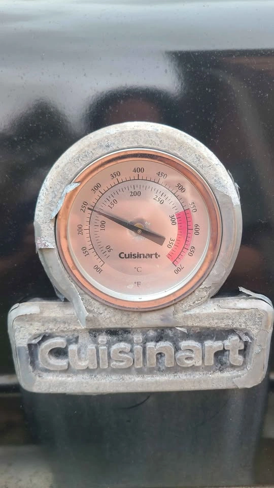Cuisinart 3600BTU BBQ with side burner + Propane Tank - photo 3