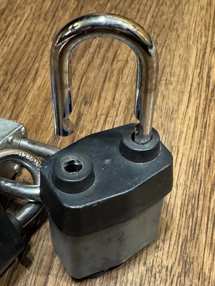 Master Lock ProSeries 6121 Padlocks - Keyed Alike - photo 4