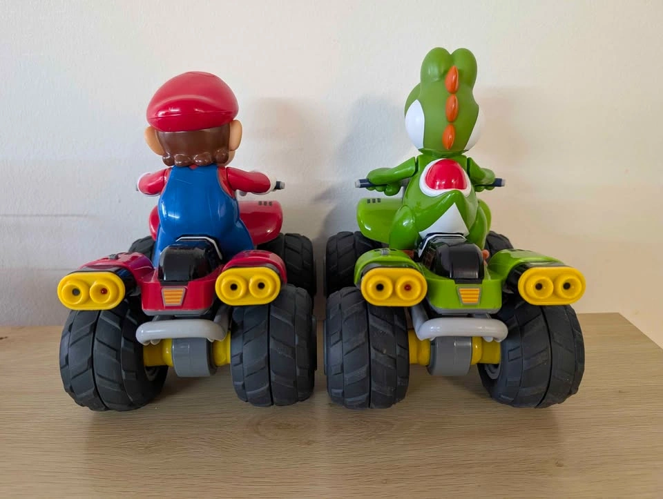 Carrera RC Mario Kart Racers Mario & Yoshi (Bundle) - photo 5