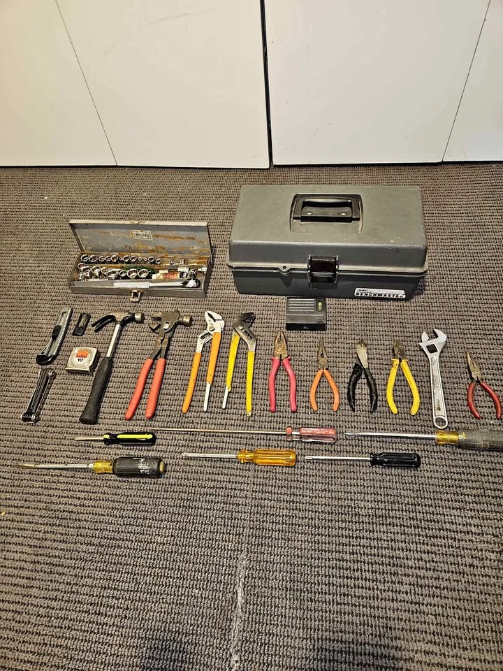 TOOLBOX, LOADED WITH TOOLS.
