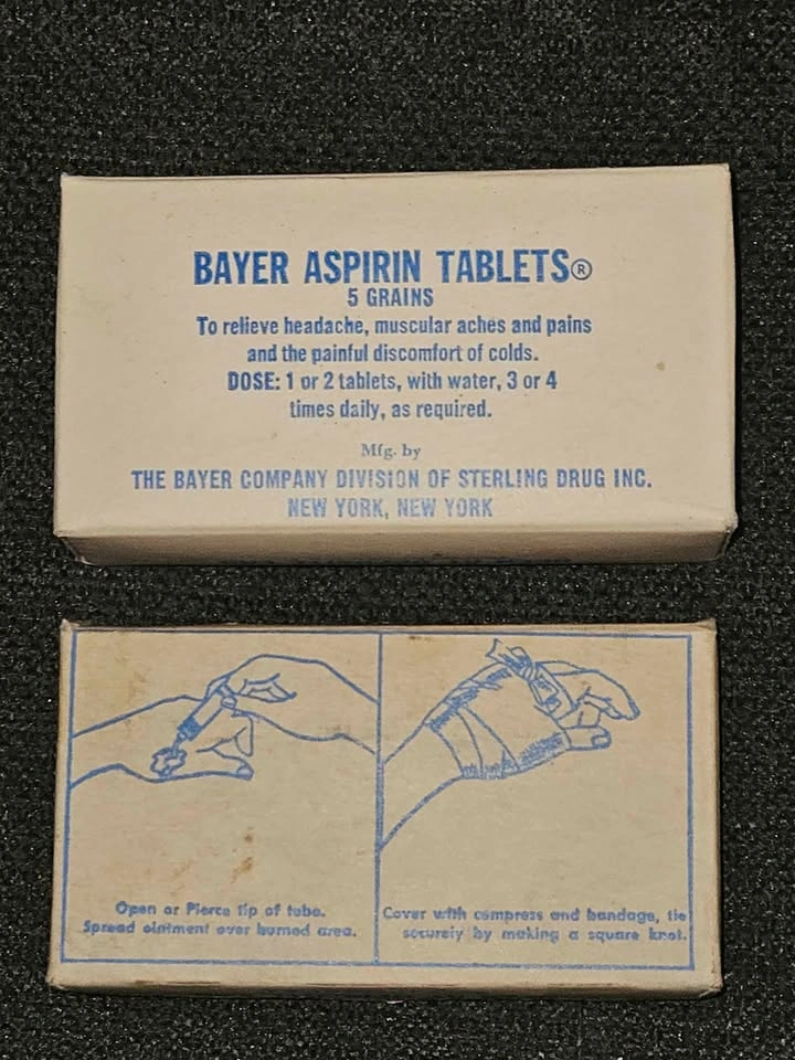 Vintage Pan Am Flight First Aid Items - photo 2
