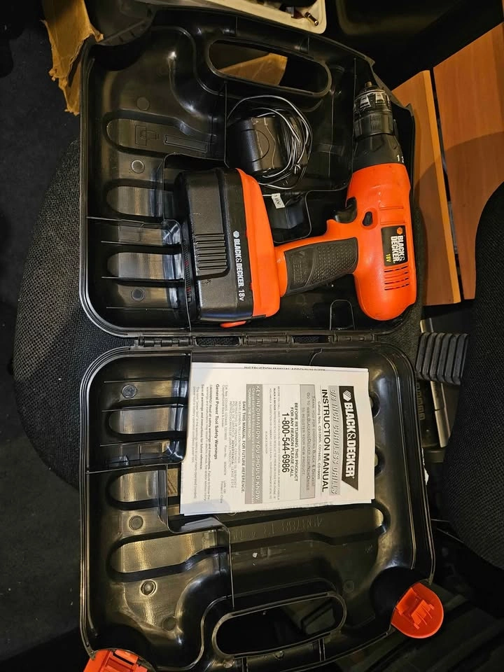 Black and decker cordless drill - photo 5