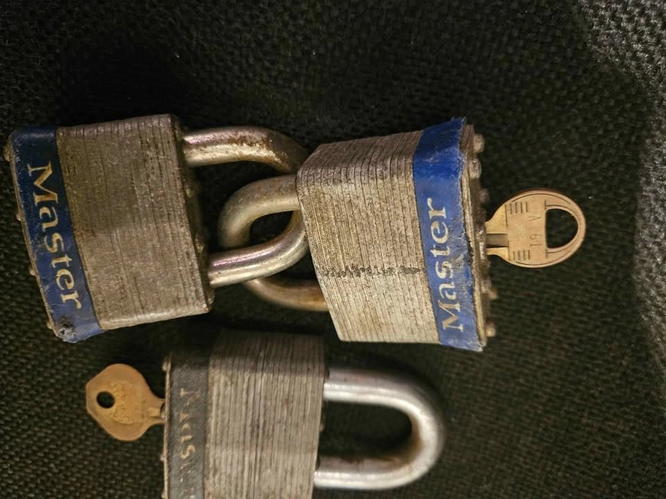 Three Master Locks, Two Keyed Alike, One Larger Size w/ Key - photo 2