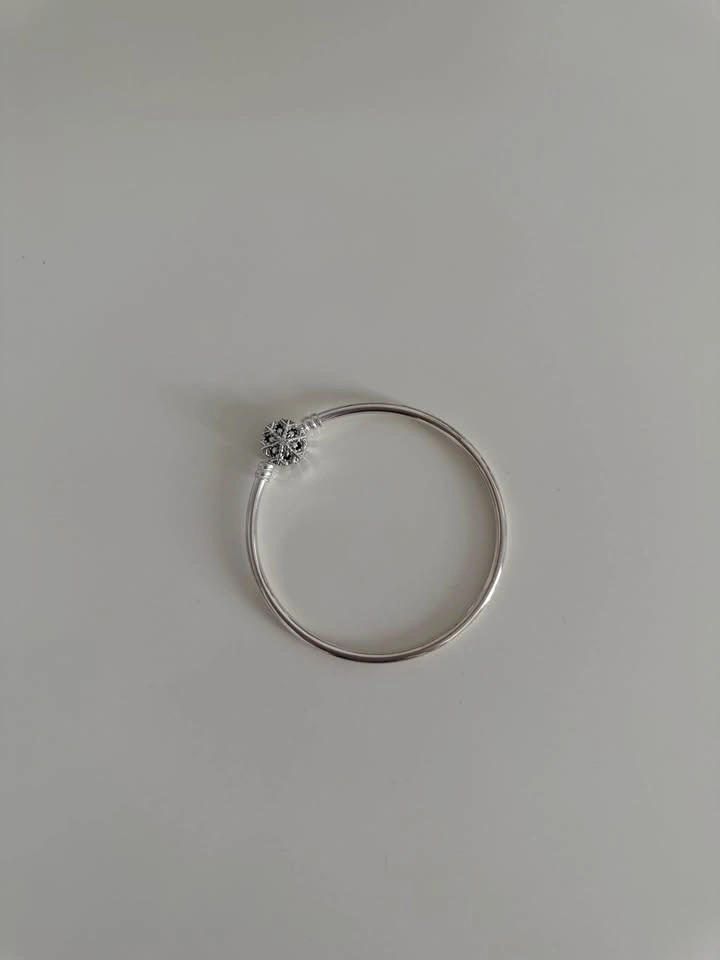 Pandora Moments Sparkling Snowflake Clasp Bangle - photo 2