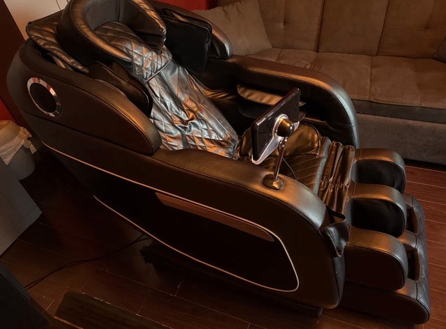 Full Body Zero Gravity Massage Chair - photo 3