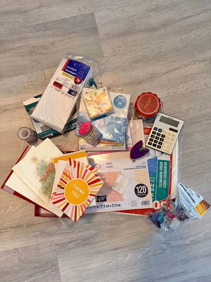 Moving out) Big lot of craft & office supplies