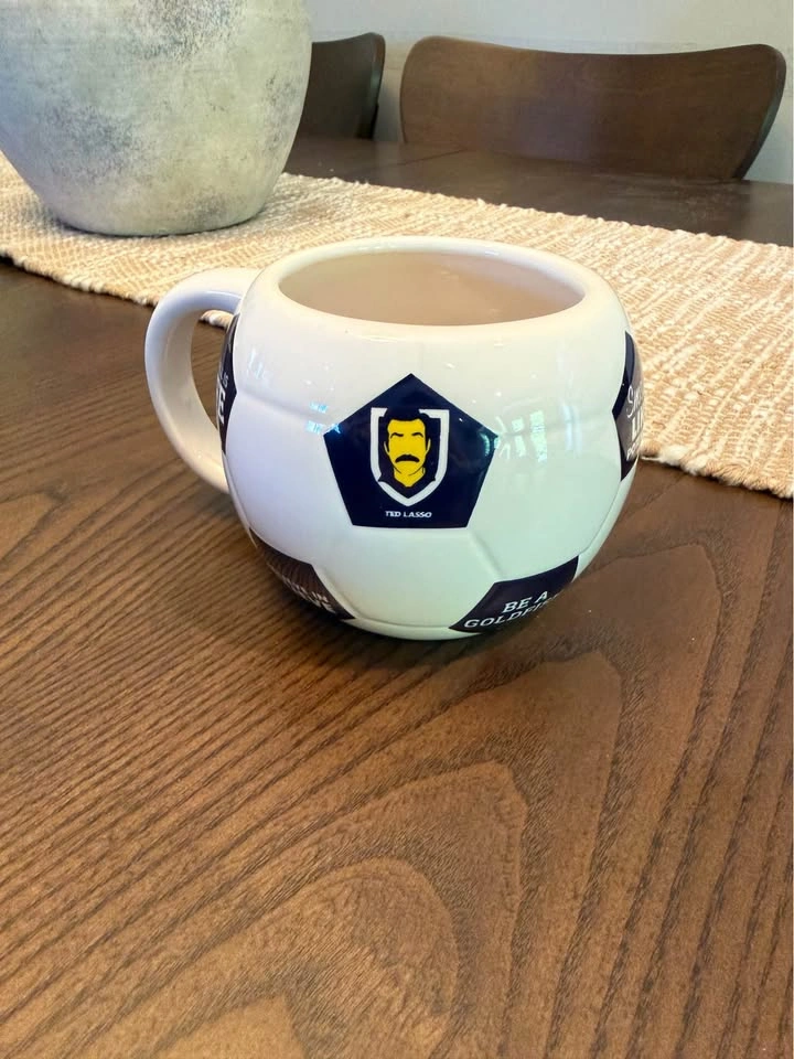 Rare Ted Lasso Football Mug - photo 4