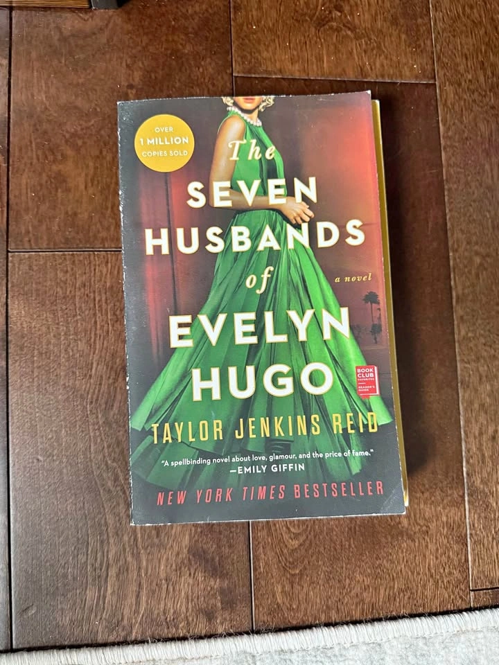 The Seven Husbands of Evelyn Hugo - Taylor Jenkins Reid
