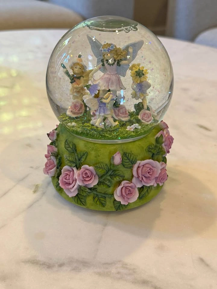 Twinkle Sankyo Musical Fairy Snow Globe Magic Flute