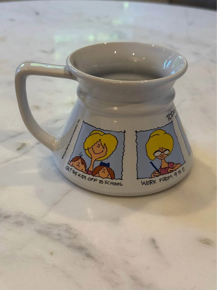 Vintage 1980s "Today’s Woman" Commuter / Captain’s Mug - photo 2