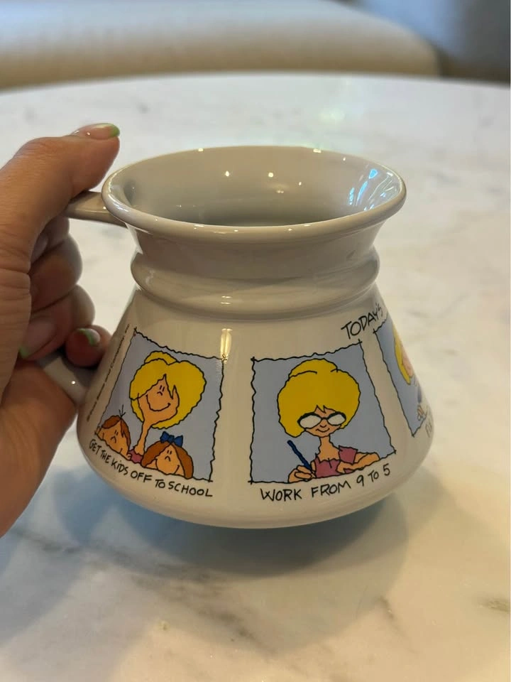 Vintage 1980s "Today’s Woman" Commuter / Captain’s Mug - photo 4