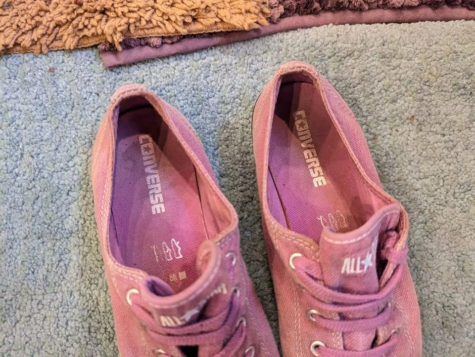 Pastel purple/pink converse sneakers - photo 2