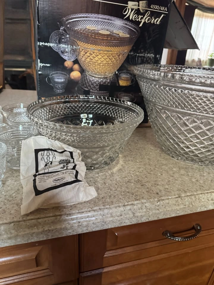Vintage Anchor Hocking Wexford Punch Bowl Set w/ 18 Cups - photo 5