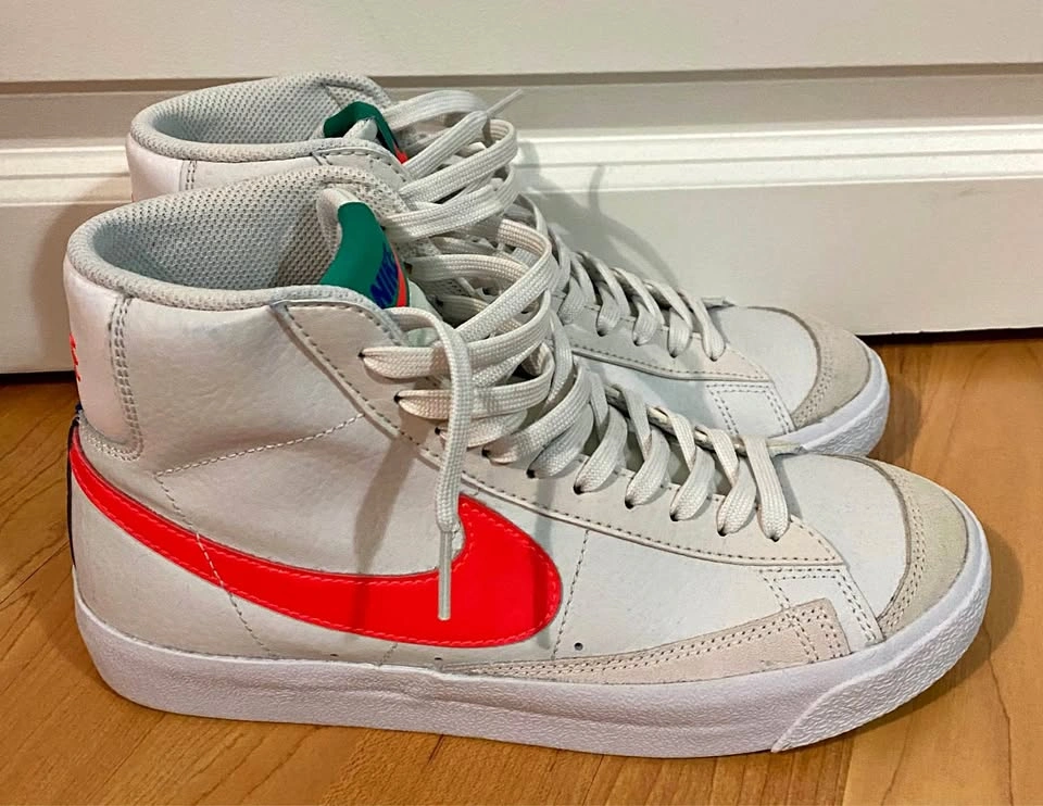 NIKE ‘77 BLAZERS (6.5Y/6.5M/8W)