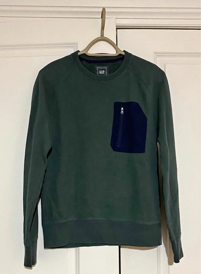 MENS GAP SWEATSHIRTS *EACH* (XSMALL)