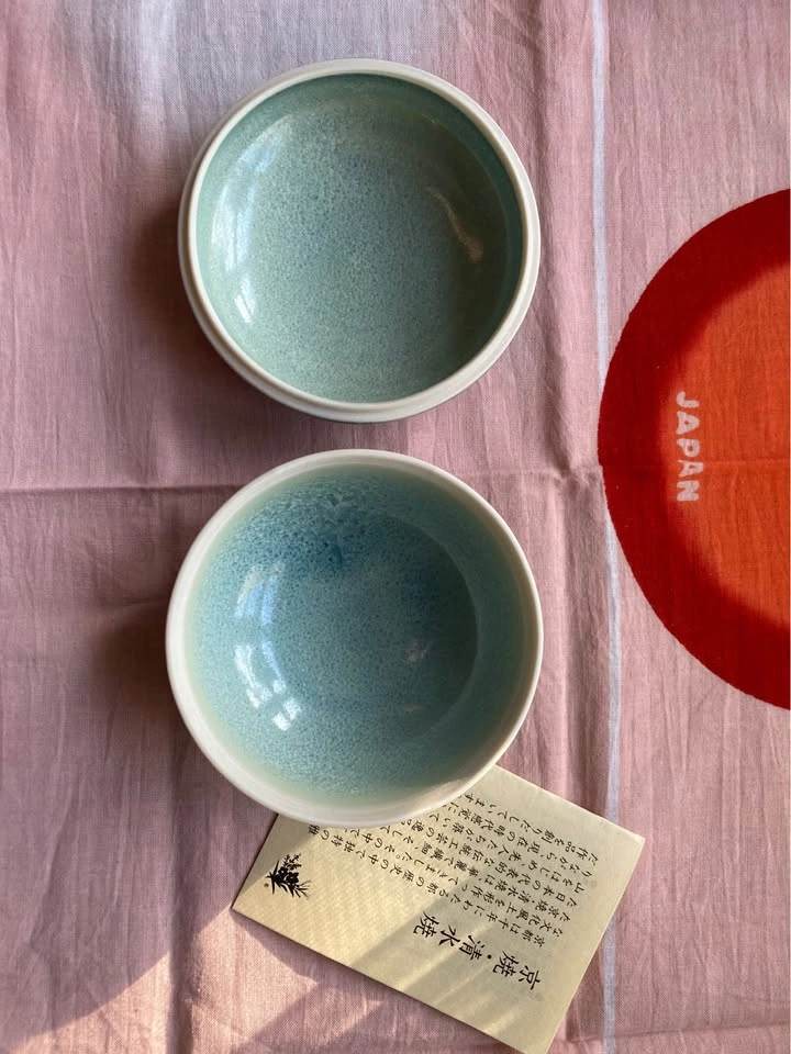 Japanese Porcelain Container - photo 5